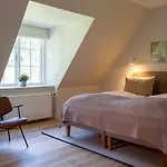 Knudsens Gaard Hotel 4*