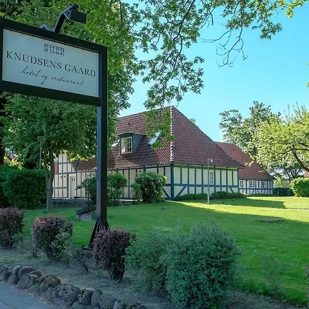 Knudsens Gaard 호텔 4*