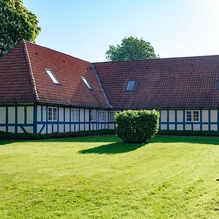 Hotel Milling Knudsens Gaard 4*
