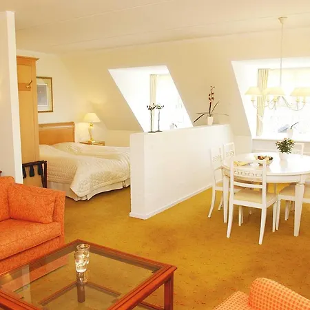 Knudsens Gaard 4*