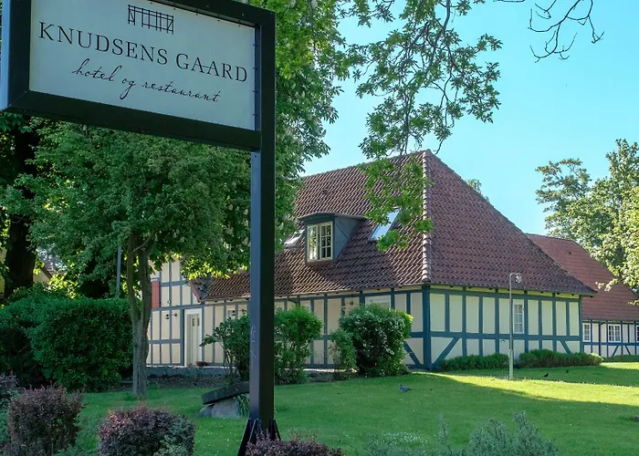Knudsens Gaard