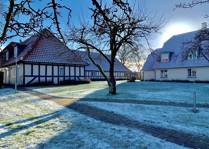 Knudsens Gaard Hotel 4*