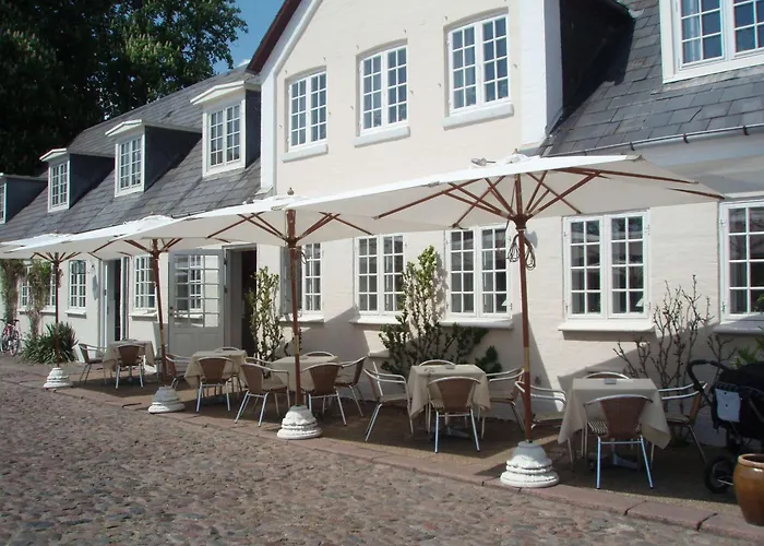 Hotel Knudsens Gaard 4*